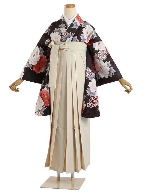 袴 レンタル 0251 黒 古典柄 牡丹に菊×ベージュ袴