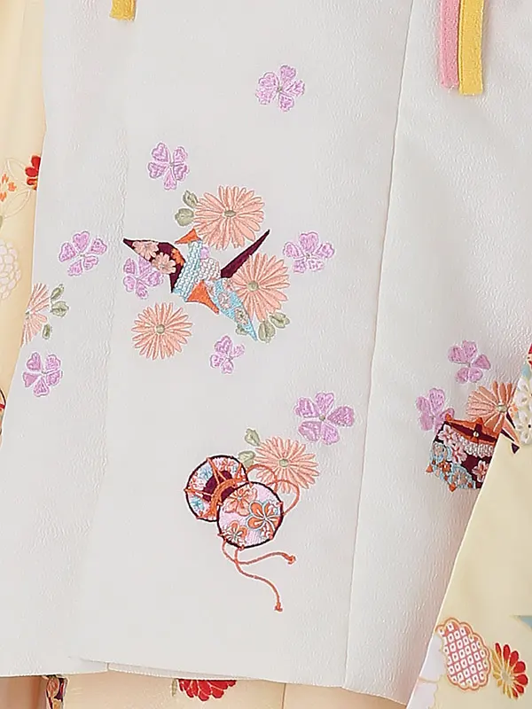 七五三レンタル(3歳女被布)3066 R・KIKUCHI 白×薄黄色 折り鶴