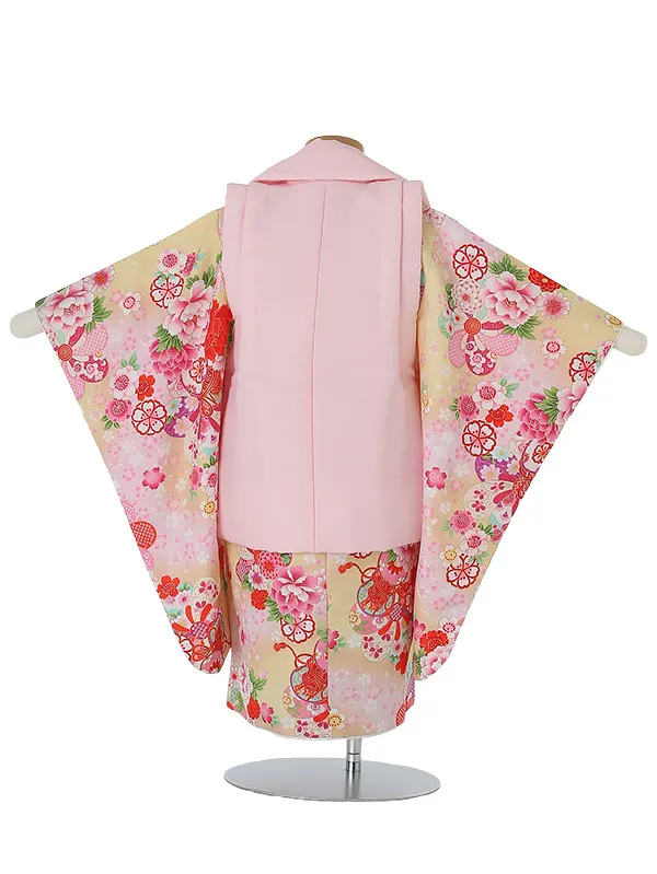 七五三レンタル(3歳女被布)A320 ﾋﾟﾝｸ鈴×黄色鼓に花