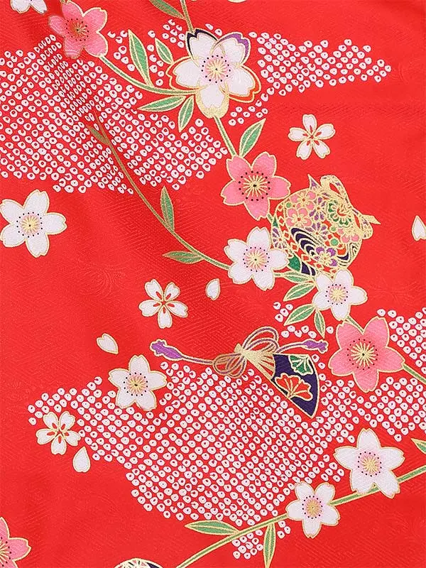 七五三(3歳女被布)Y384 白×赤 桜に鈴 扇 鹿の子