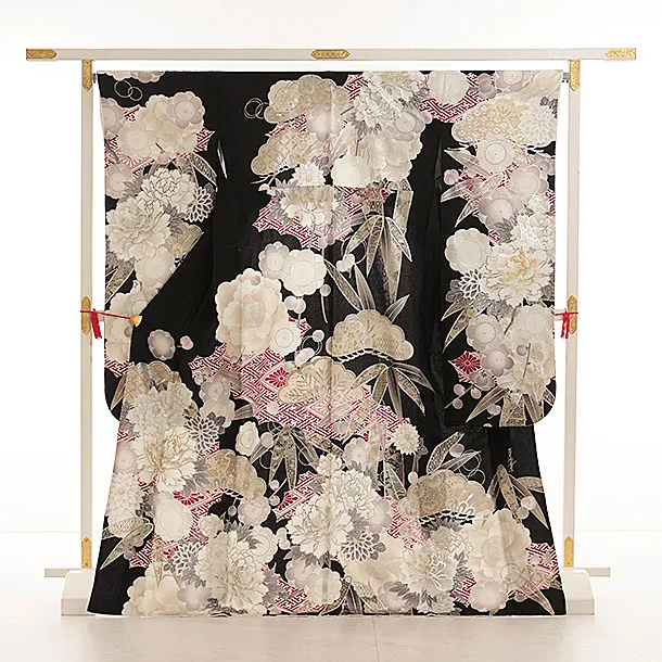 振袖レンタル1494 黒地 梅菊 牡丹