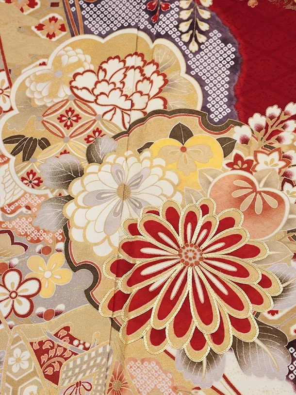 振袖レンタル1513 赤地 古典 菊