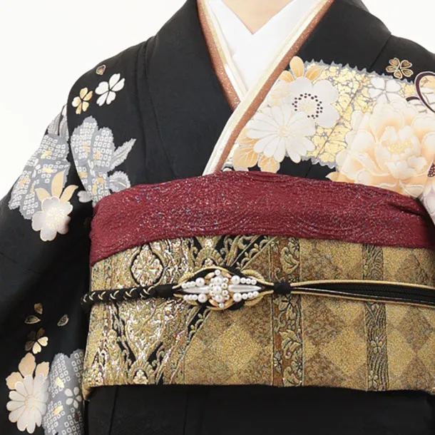 振袖レンタル1528 黒地 貝桶 四季花づくし