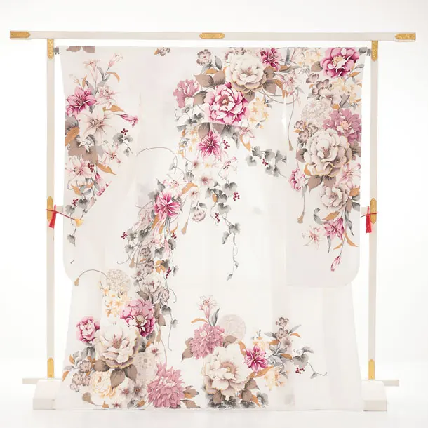 振袖レンタル1557　白地 鞠に牡丹