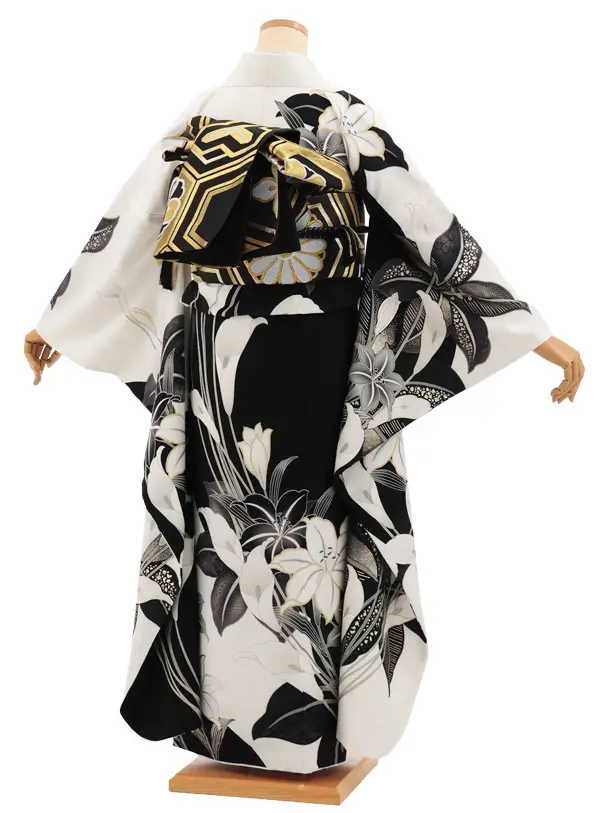 振袖レンタル1560tall　白地 百合 カラー(ﾄｰﾙｻｲｽﾞ)