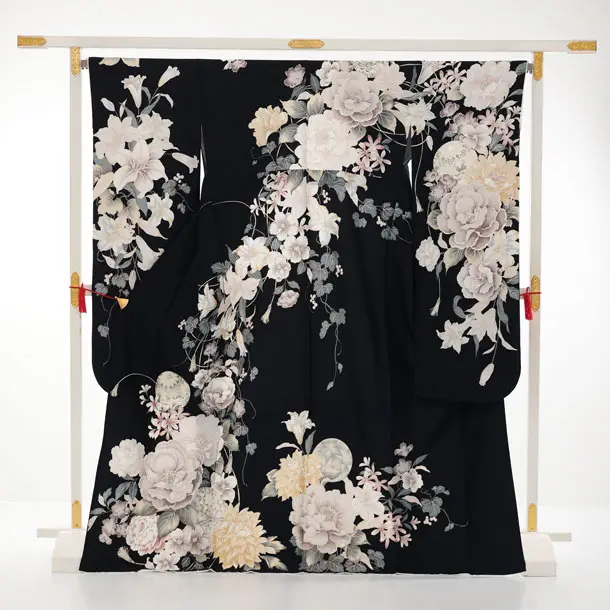 振袖レンタル1569　紺地　マリ　花