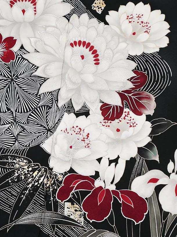 振袖レンタル1586　黒地 花 銀彩