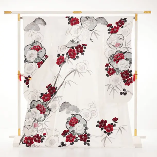 振袖レンタル1590　白地 椿 ぼたん