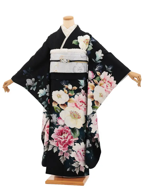 振袖レンタル1594　黒地 椿ぼたん