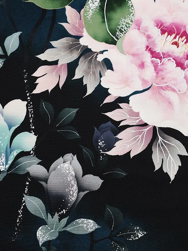 振袖レンタル1594　黒地 椿ぼたん