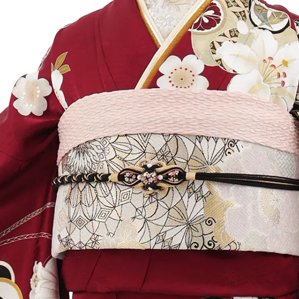 振袖レンタル1595　ボルドー 吉祥文様に花