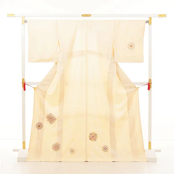 訪問着t1368 クリーム色 唐花