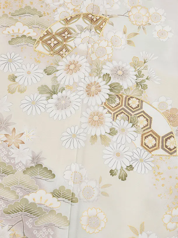 訪問着t1403 薄グレージュ 扇絵に菊花(化繊)