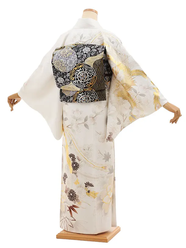 訪問着t1537 白地　牡丹に鳳凰