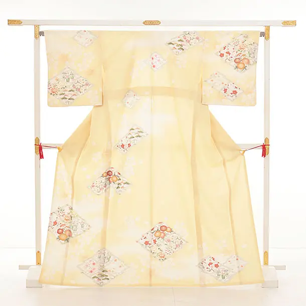 訪問着t1565  華徒然 クリーム 松皮菱に花(S)