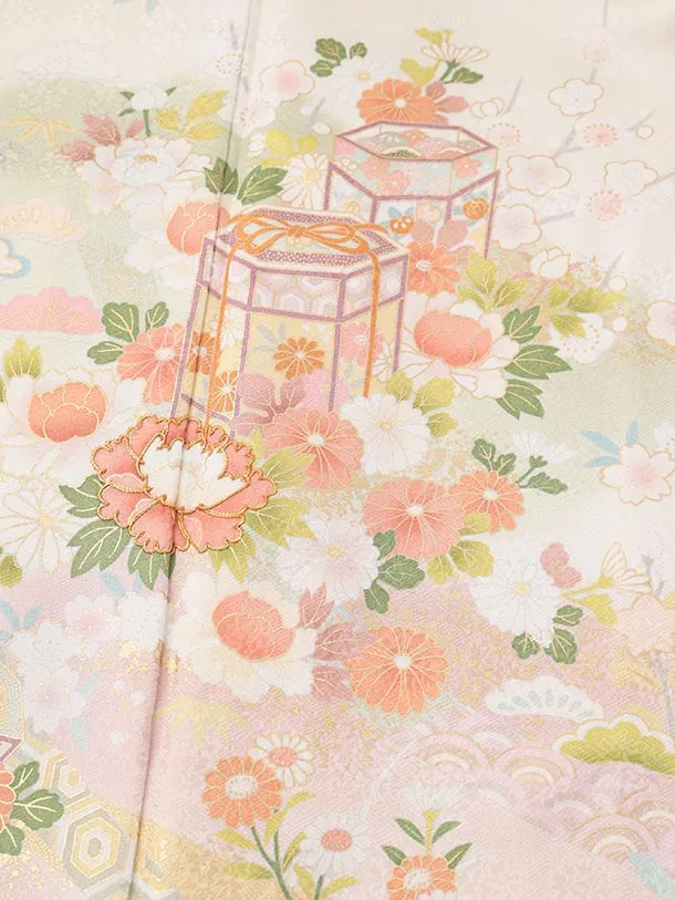 訪問着t1581 クリーム 貝桶に四季花