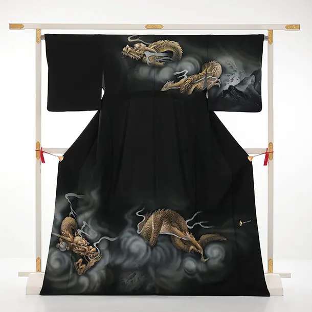 訪問着t1586 黒地 金の龍