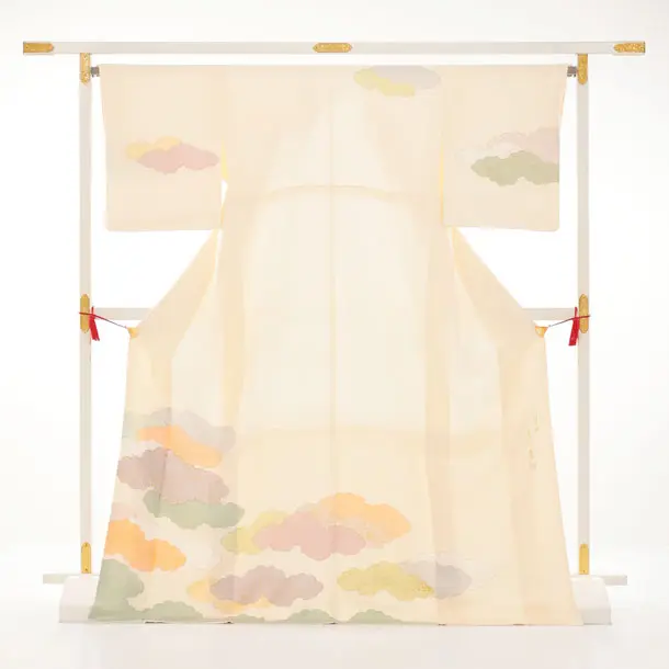 訪問着t1587 藤井寛 クリーム地 源氏雲重ね