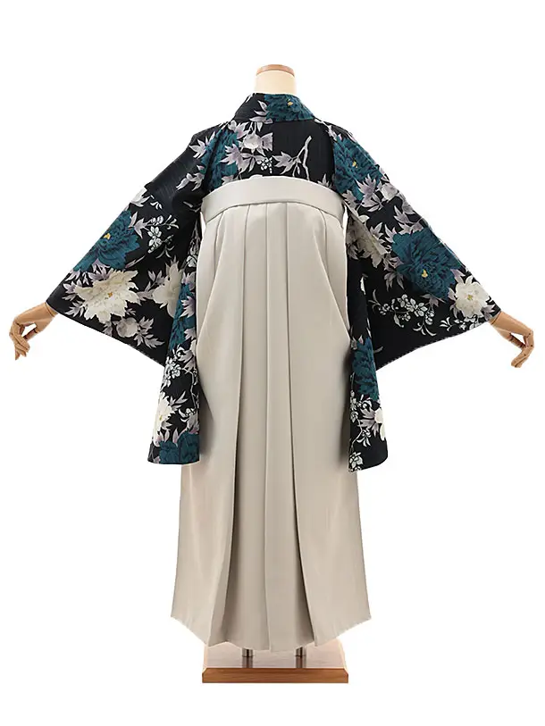 卒業袴T087　紺銀通し花×薄ベージュ レザー調