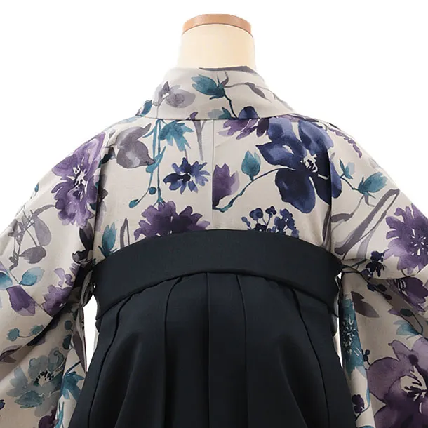 卒業袴T091　薄グレージュ水彩花×紺