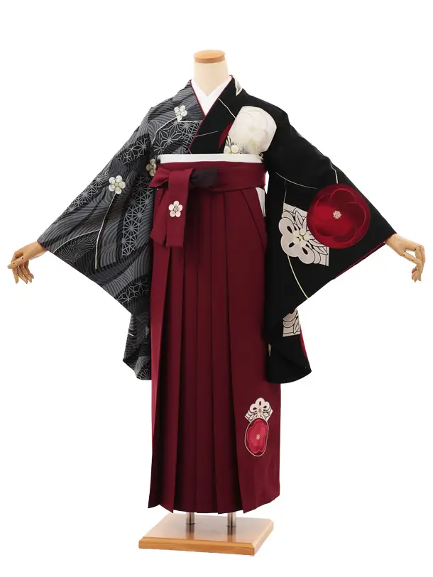 卒業袴T111　JAPAN STYLE 黒片身替り梅椿×ボルドー