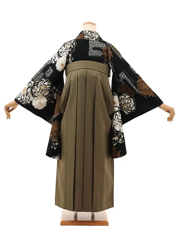 卒業袴T118　紅一点 黒菊牡丹×モスグリーン