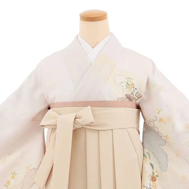 先生,教員向け袴レンタルT247【小袖】　薄ピンク雲取りに桜×ベージュ