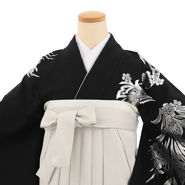 卒業袴T300黒地銀彩花×ベージュレザー調　