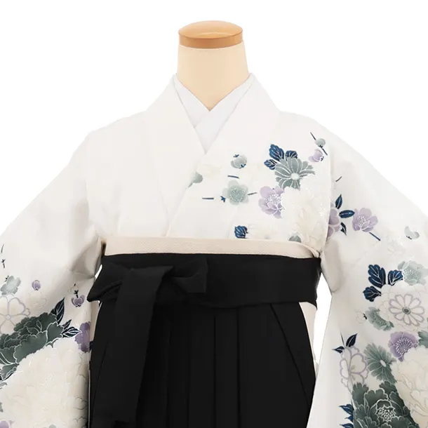 卒業袴T356 白地 ボタン花×黒