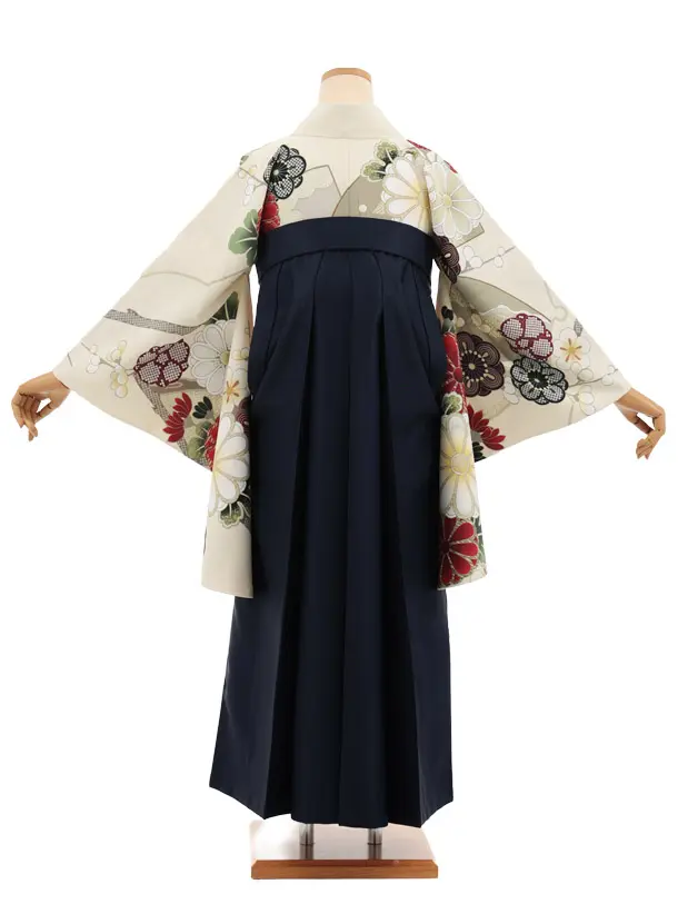 卒業式袴レンタルT408  クリームベージュ古典花×紺