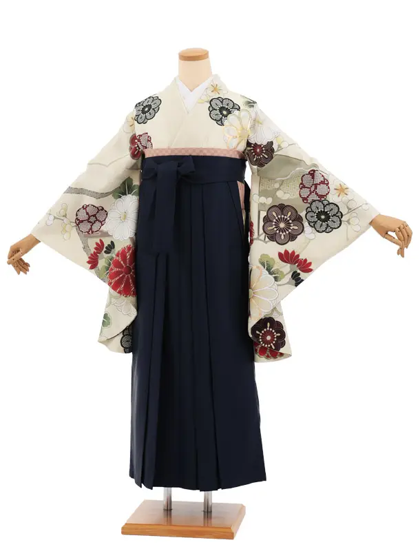 卒業式袴レンタルT409  クリームベージュ古典花×紺