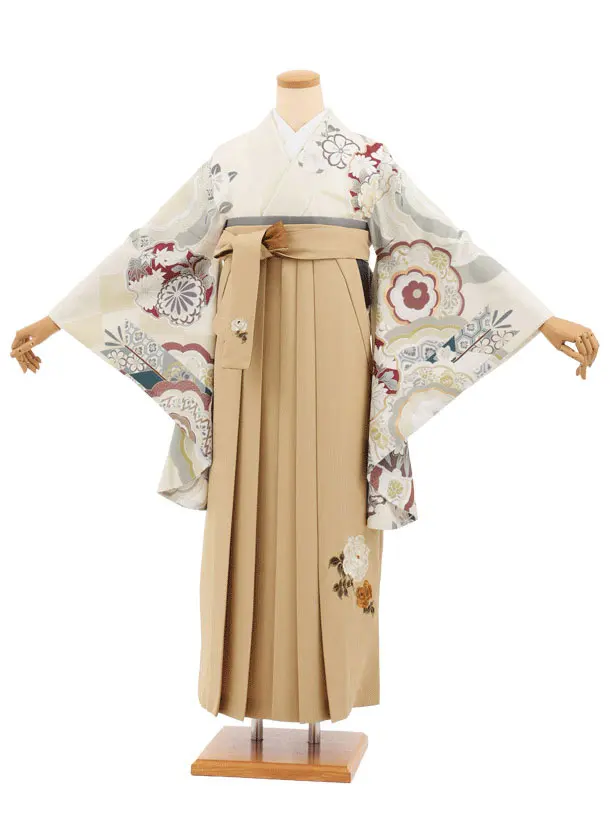 卒業式袴レンタルT412 クリーム古典雪輪×モカベージュ