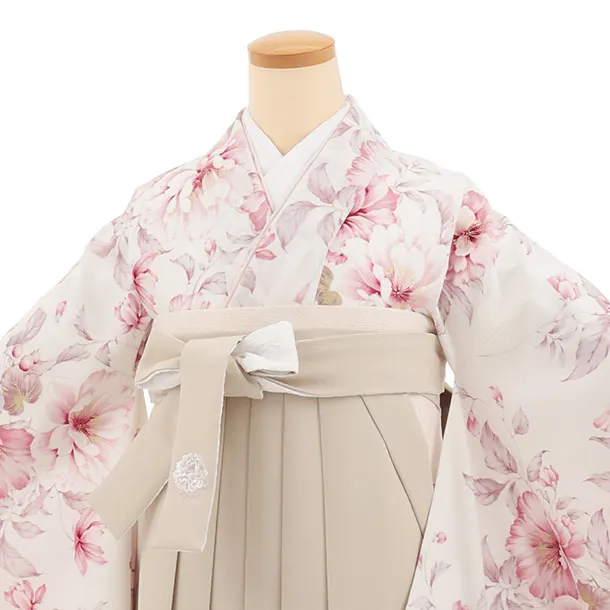 卒業式袴T458 華徒然 オフ白春の花 × ベージュ