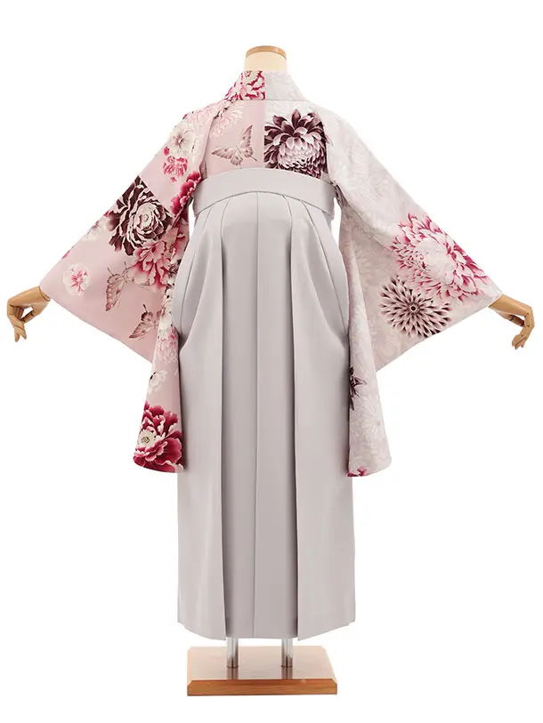 卒業式袴T462 華徒然 ピンク片身替り蝶花 × うすグレー
