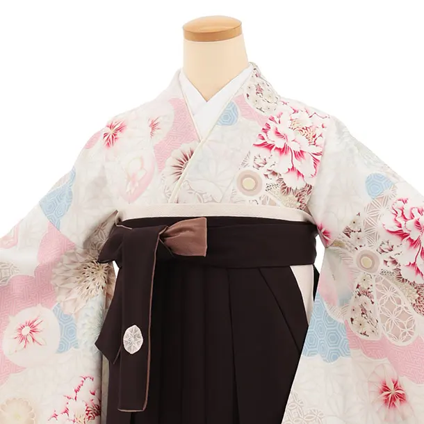 卒業式袴T470 JAPAN STYLE オフ白京菓子 × ブラウン