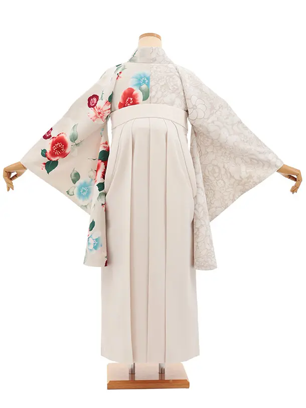 卒業式袴T477 JAPAN STYLE ベージュ片身替り椿 × アイボリー