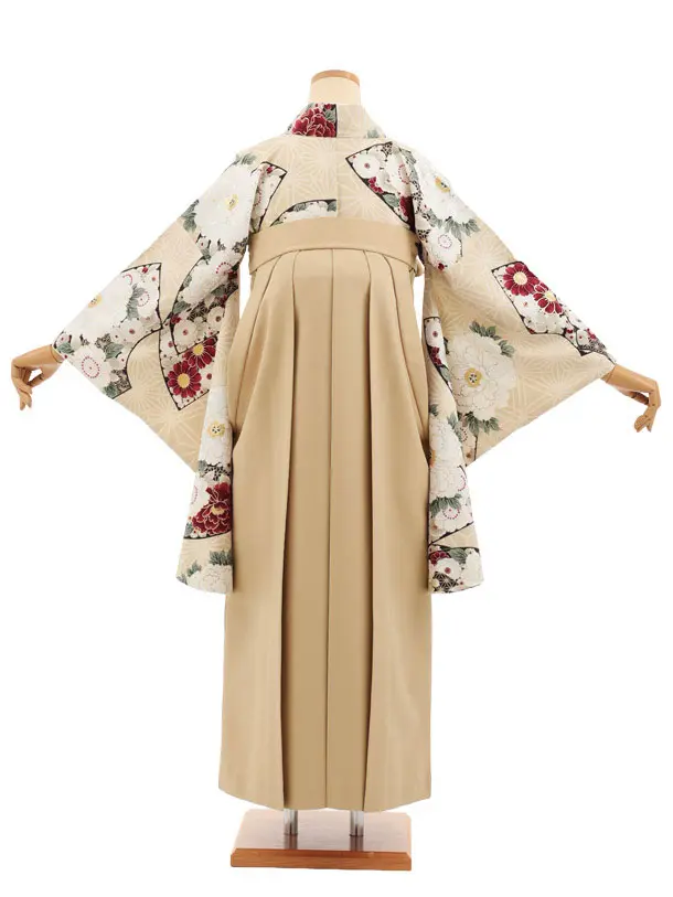 卒業式袴レンタルT513 ベージュぼたん花扇 × モカベージュ