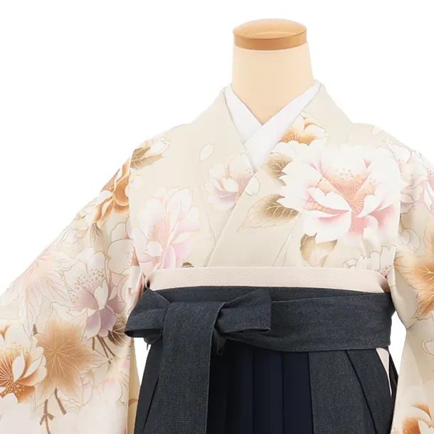 卒業式袴レンタルT526 うすヒワ色芍薬 × デニム
