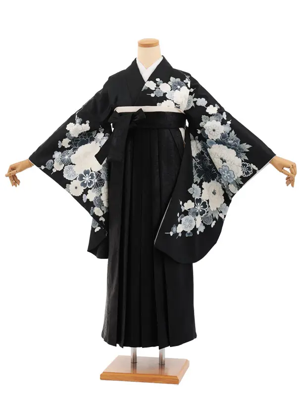 卒業式袴レンタルT533 黒地ぼたん × 黒