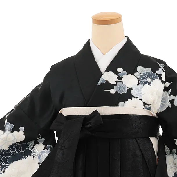 卒業式袴レンタルT533 黒地ぼたん × 黒