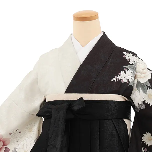 卒業式袴レンタルT535 黒片身替りぼたん × 黒