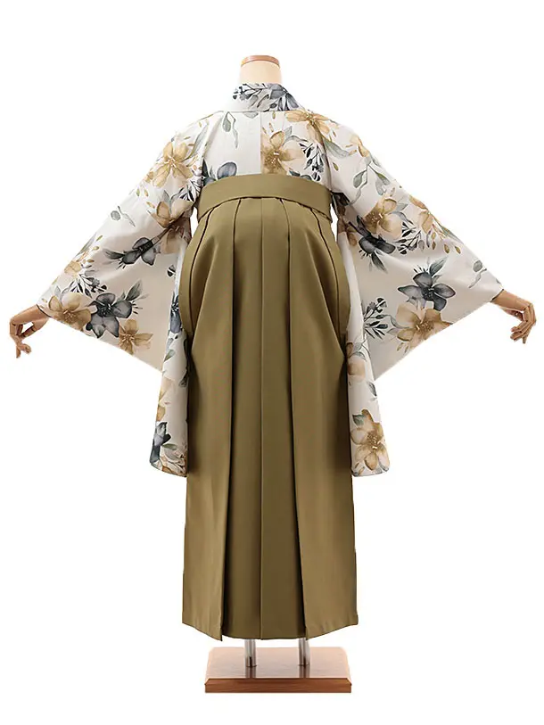 卒業式袴レンタルV602　白地水彩花×オリーブグリーン