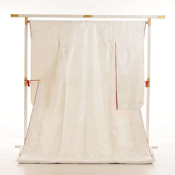 白無垢ﾚﾝﾀﾙ1039 吉祥華紋に翔鶴