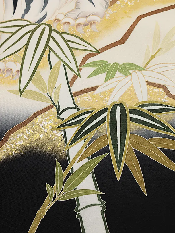 男児産着 お宮参りレンタル2676【正絹】黒地ぼかし 虎に竹