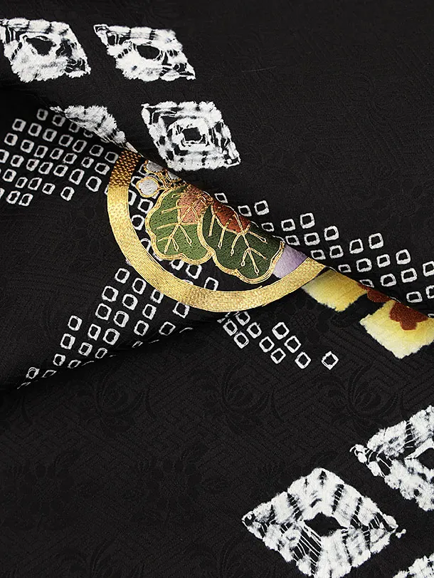 男児産着 お宮参りレンタル2749【正絹】黒地 鷹刺繍 金亀甲紋