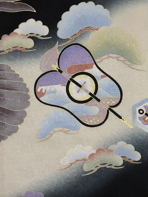 男児産着 お宮参りレンタル2894【正絹】黒地 鷹と兜 宝尽くしに丸紋