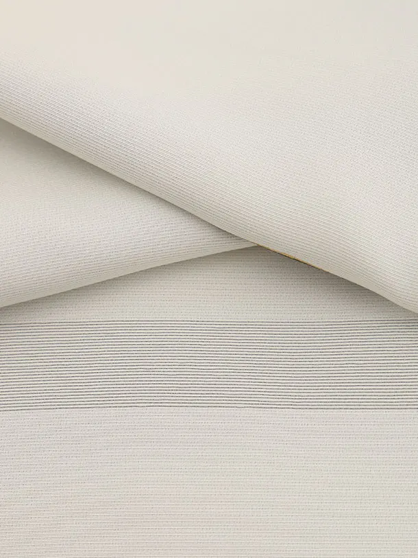 男児産着 お宮参りレンタル2951【正絹】伝産京友禅 薄グレー金コマ刺繍に丸紋