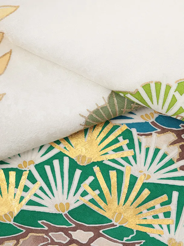 男児産着 お宮参りレンタルR035 【高級正絹】白ベージュ 松にミミズク