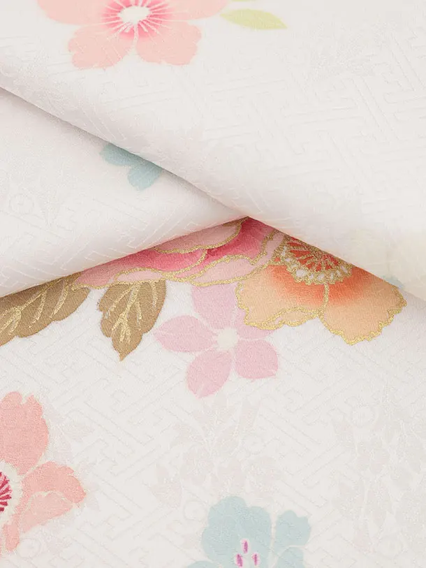 女児産着 お宮参りレンタル2969【正絹】 白地 薬玉