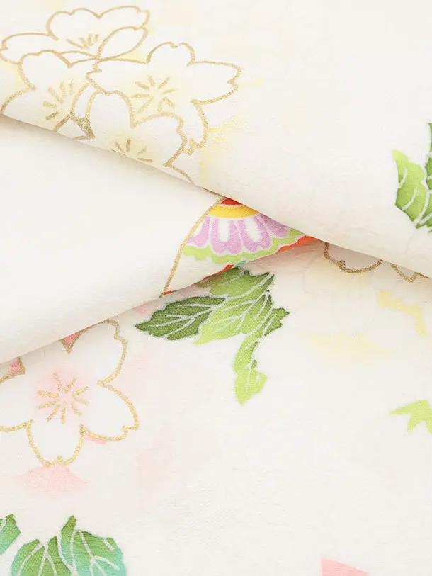 女児産着 お宮参りレンタル2979【正絹】 白地 鈴に桜薬玉